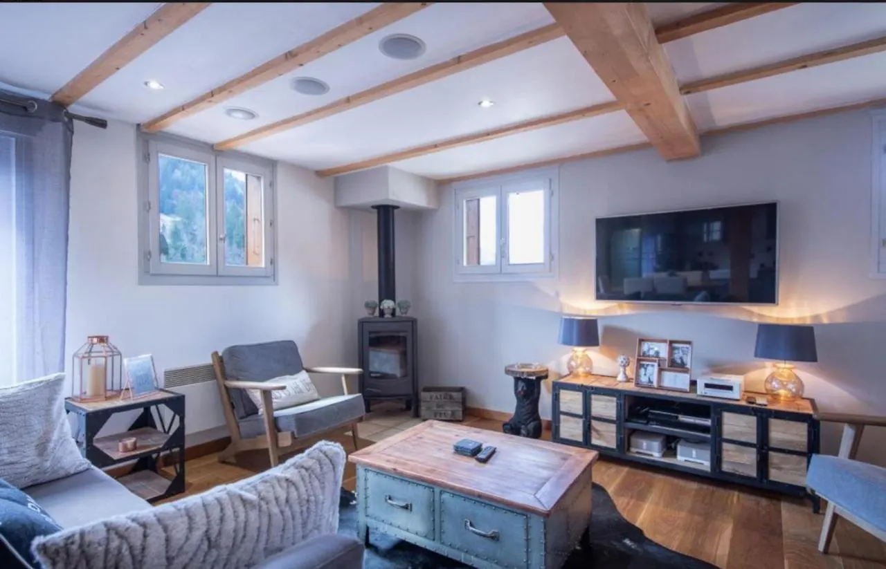 Beautiful 3 Bedroom Chalet In Morzine